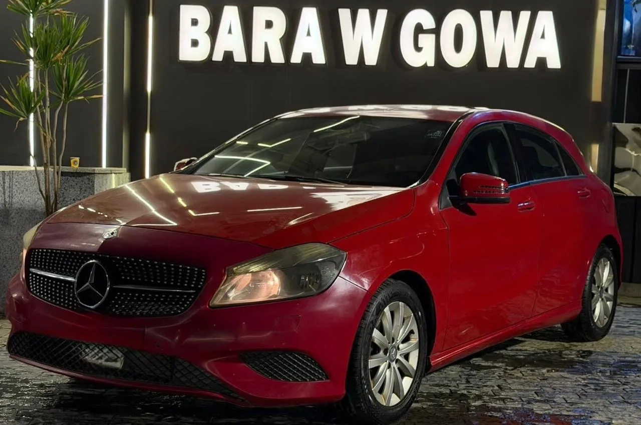 mercedes-benz a200 1st 2013